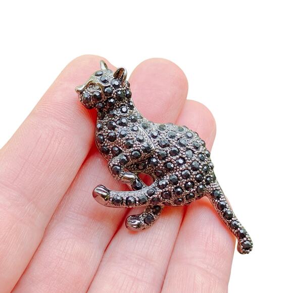 Black Rhinestone Brooch Figural Running Cat Silver Tone Sparkly Costume Jewelry - Picture 2 of 10